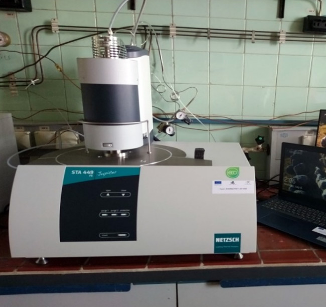 ТЕРМОГРАВИМЕТРИЧЕН АНАЛИЗ ТЕРМОГРАВИМЕТРИЧEН АНАЛИЗ